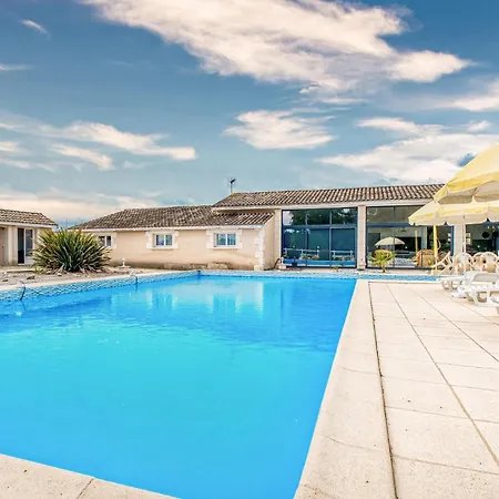 Prázdninový dům Cozy In With Wifi *